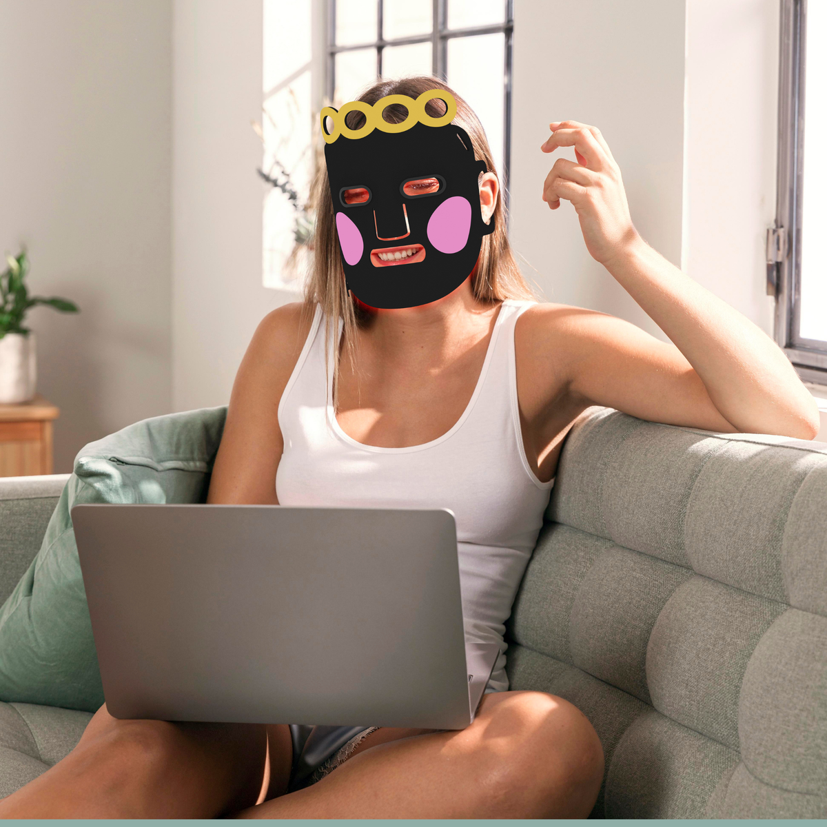 LED RED LIGHT THERAPY MASK by Pure Harmonia